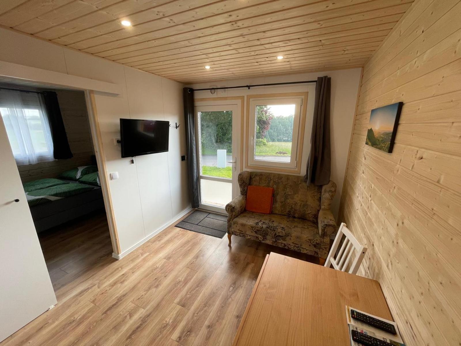 Tinyhaus #1 Huelben - Ortsrand - Kostenlose Parkplaetze Hulben Extérieur photo